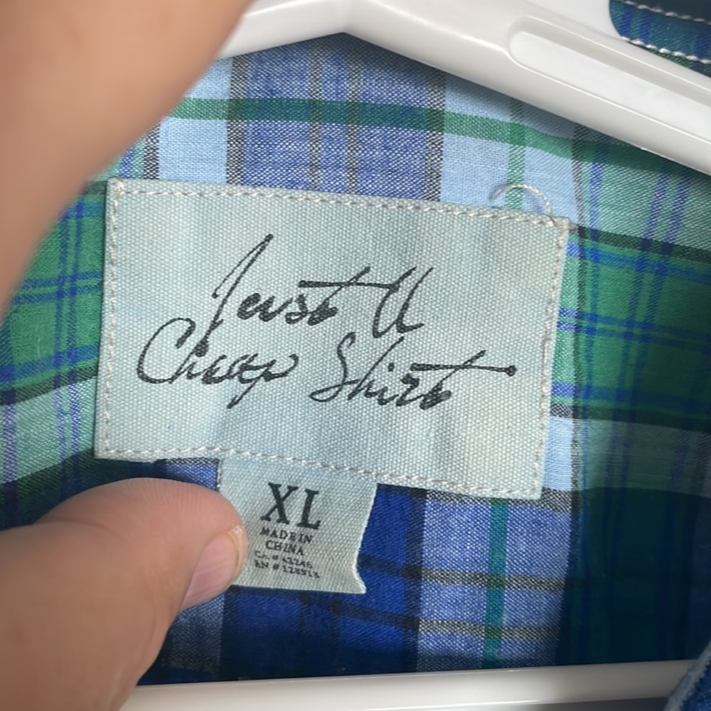 Designer casual button down. - Picture 2 of 5